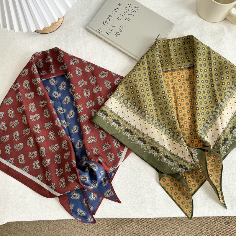 新しいスタイルのオールドマネースタイルペイズリー柄三角バンダ - Vintage Fashion Old Money のレビューと価格