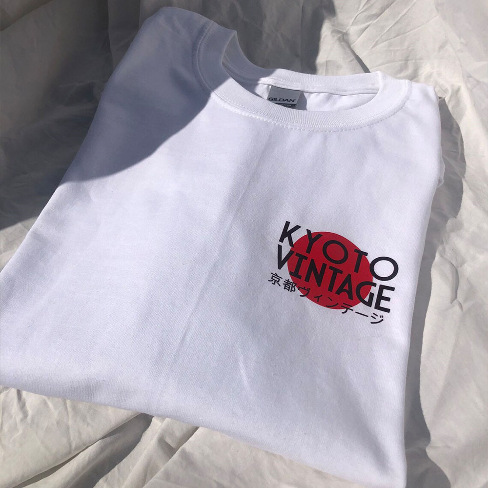 日本のユニセックススタイルの半袖Tシャツ,ヴィンテージ,白の - Vintage Fashion Kyoto のレビューと価格