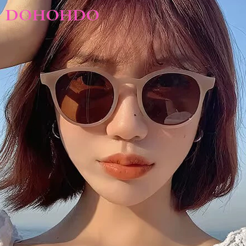 ヴィンテージクラシックオーバルサングラス女性男性ファッション - Vintage Fashion Photography のレビューと価格