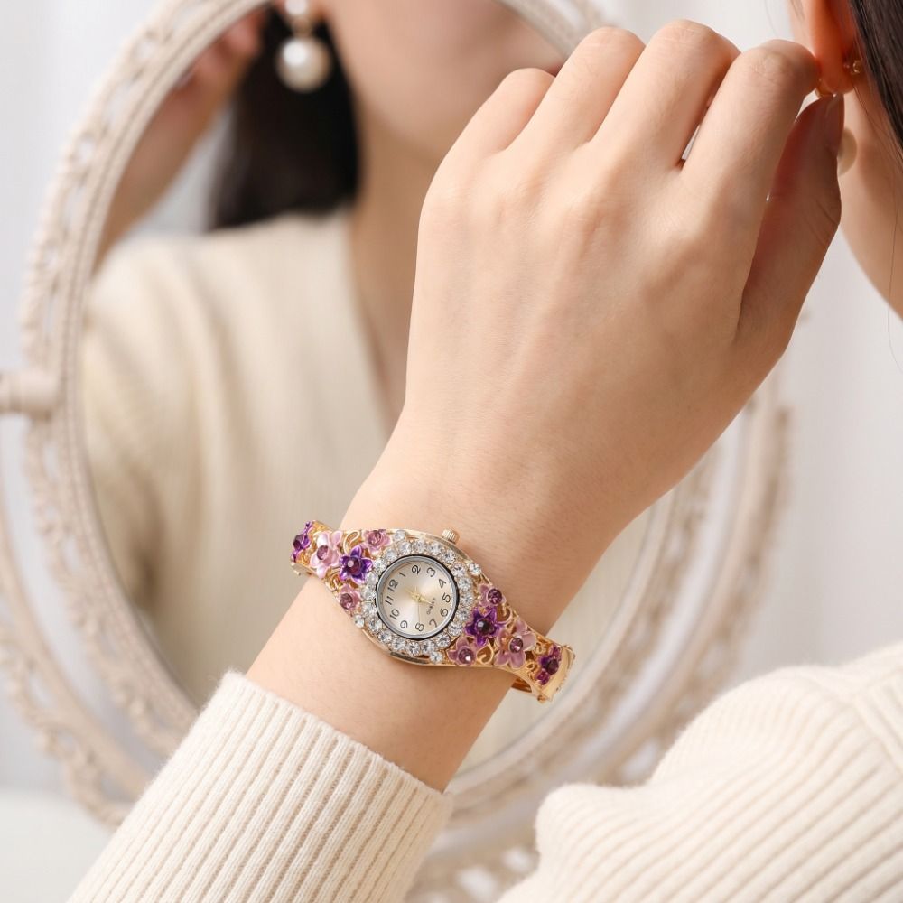 花が豊富なヴィンテージ時計ラインストーンブレスレットクリスタ - Vintage Fashion Week のレビューと価格